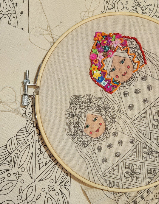 MATRIOSKA PARA BORDAR DISEÑO FLORAL