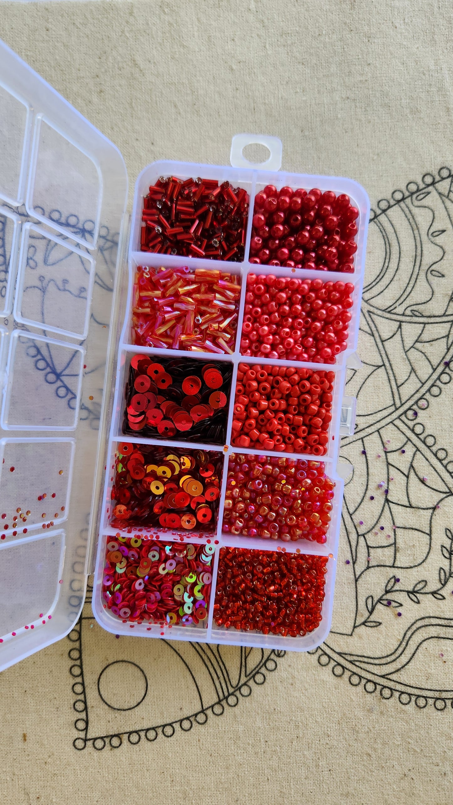 SET MOSTACILLAS Y LENTEJUELAS ROJO