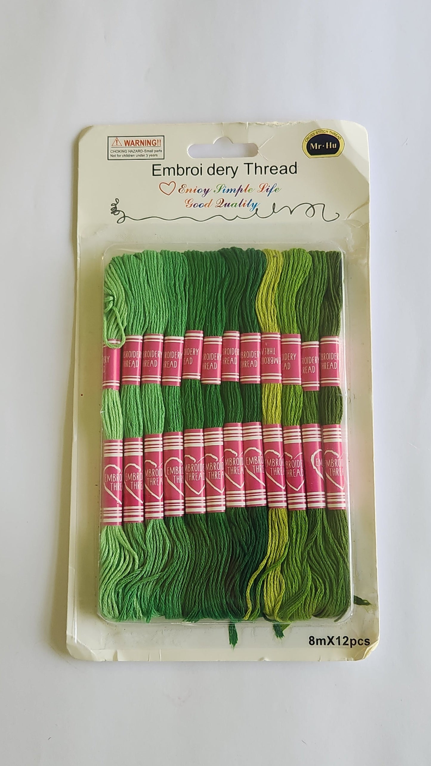 SET 12 HILOS  PARA BORDAR TONOS VERDES