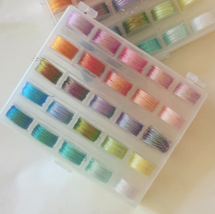 Set de 25 Hilos Brillantes Arcoíris Pastel